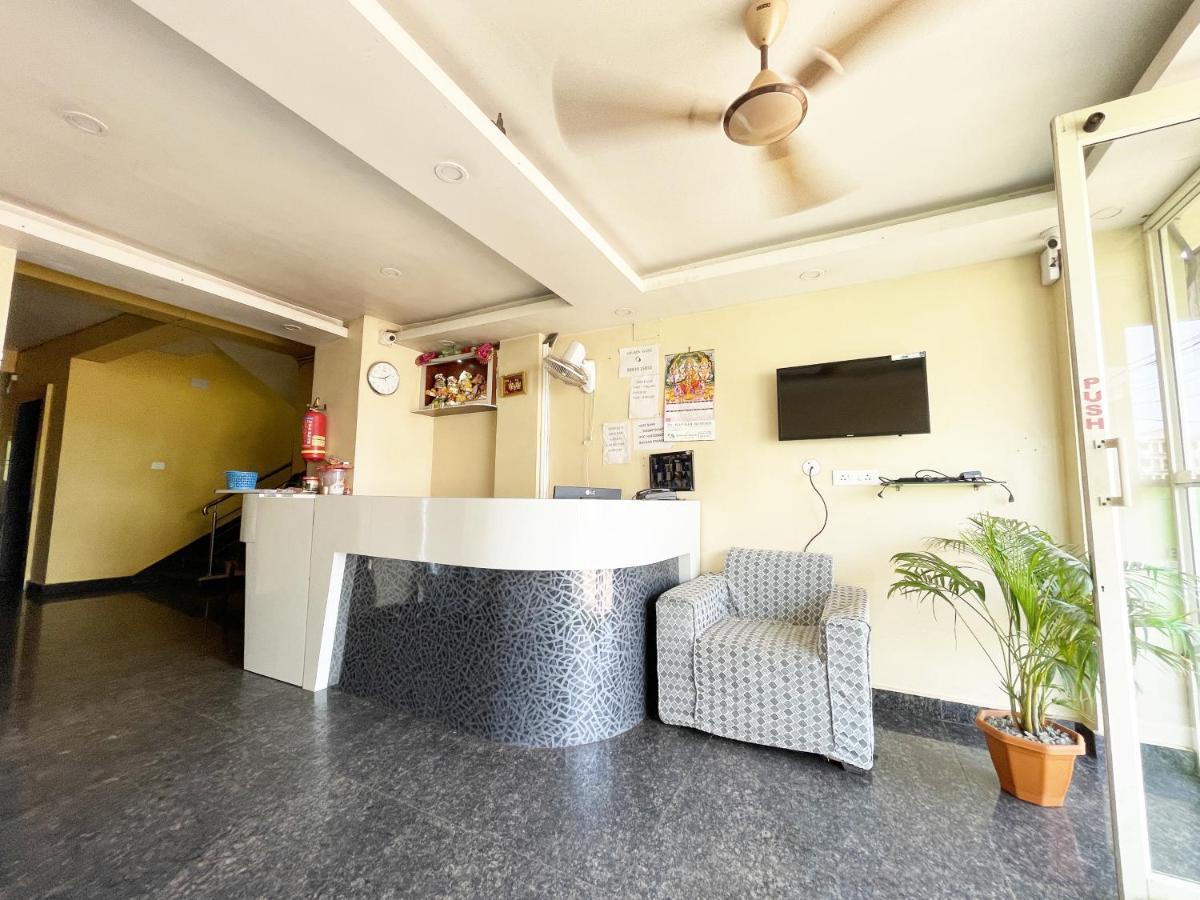 Hotel Golden Wave Purí Exteriér fotografie